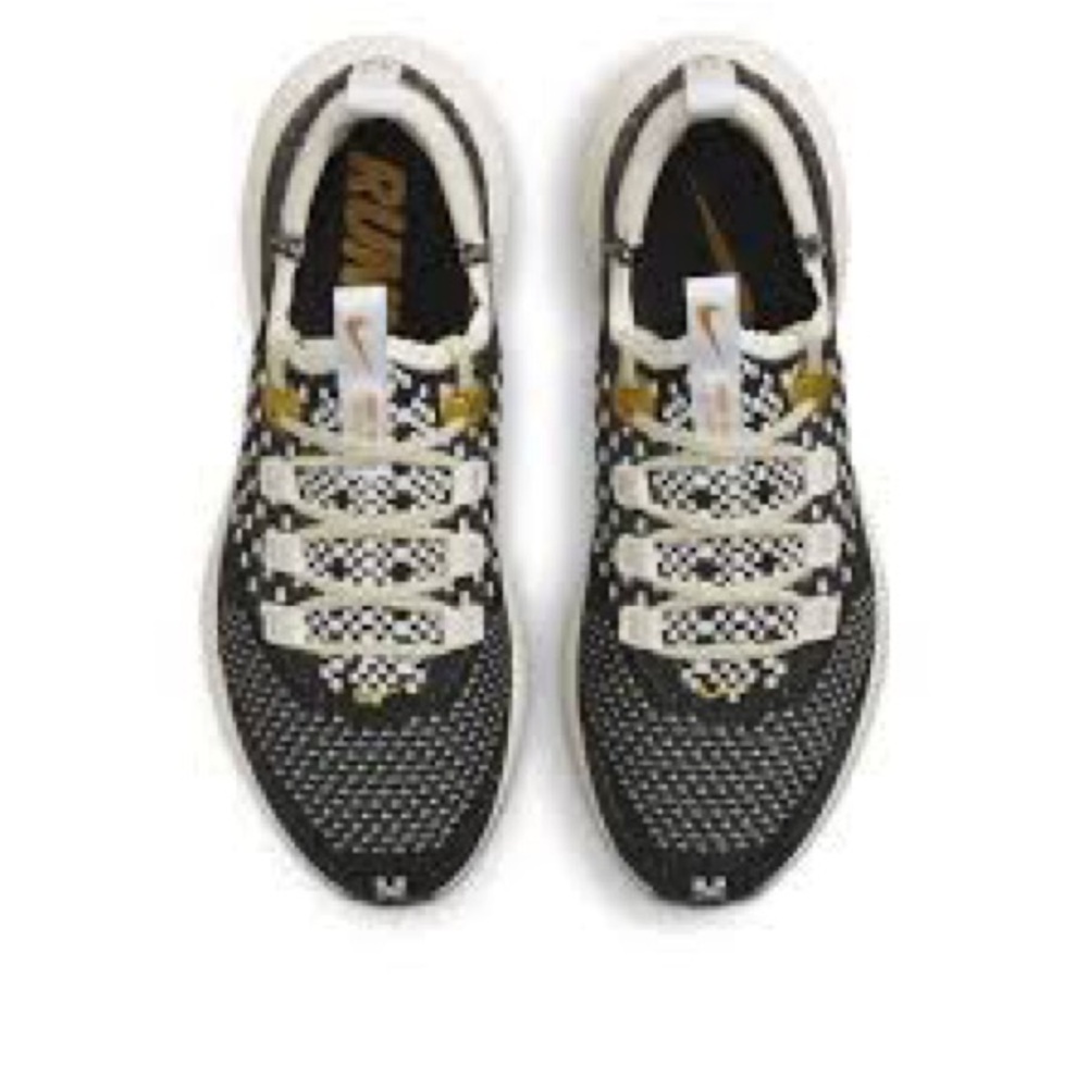 Nike Black and Cream Knit Sneakers with Yellow Accents